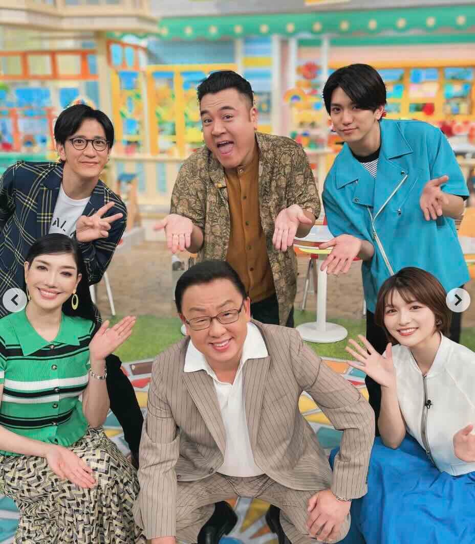 「意外な組み合わせ！」アンミカが収録のオフショット公開！