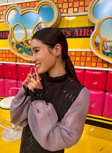 「録画しなきゃ〜〜✨」土屋太鳳が苦手意識がある?クイズ番組への出演をお知らせ👀