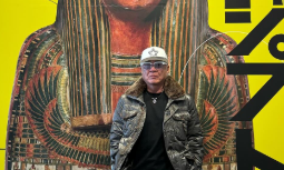 小沢仁志、念願の「古代エジプト展」へ！「やっぱエジプト行かなきゃだな」と興奮気味に語る