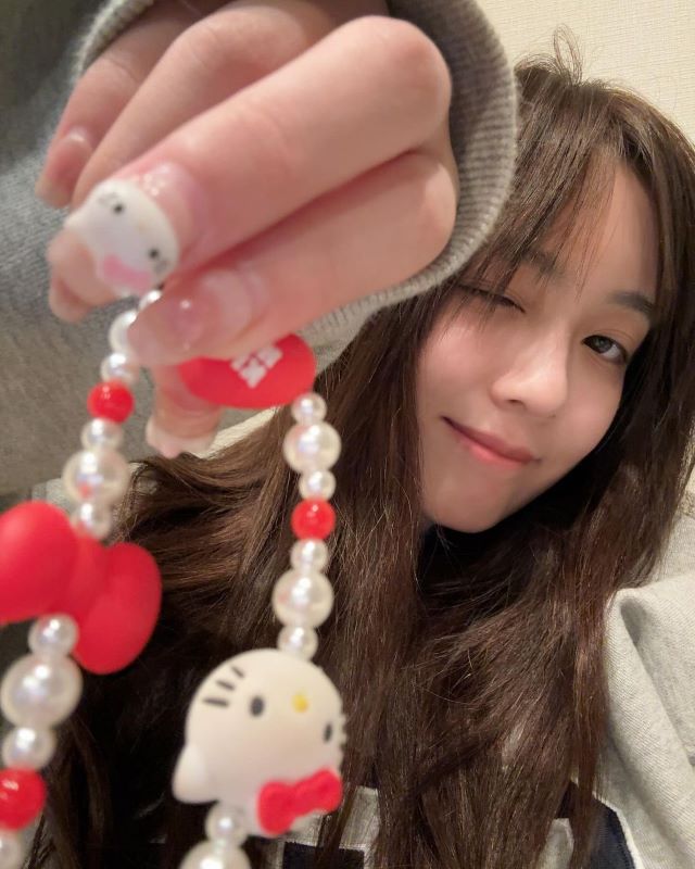 「えっ!?可愛すぎる」あの人気インフルエンサーの最新私服ショット話題に