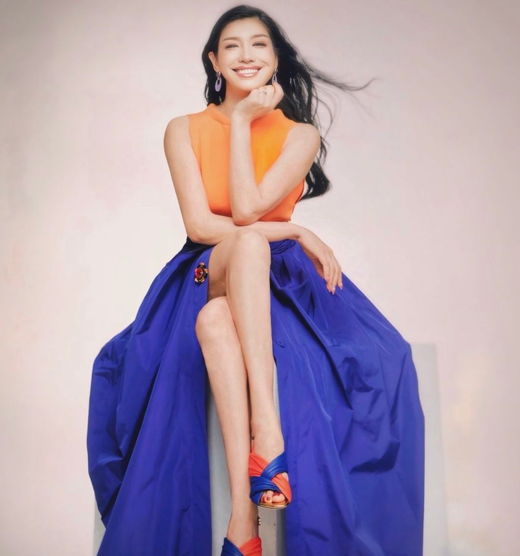 アンミカの斬新すぎるファッションが話題に