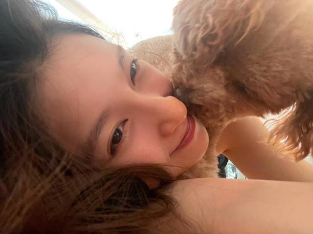 第1子妊娠中・土屋太鳳 「なんでこんなに可愛いんだろ…🥰💕✨️」久しぶりに再会した家族とのすっぴん&ドアップ写真公開💖