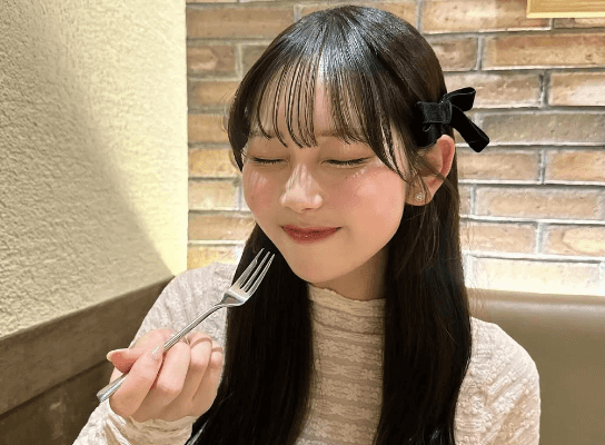 「もうアイドルそのもの」美女アナウンサー、福井グルメにご満悦！スマイル全快・グルメショットにファン夢中「幸せそうで幸せになる」