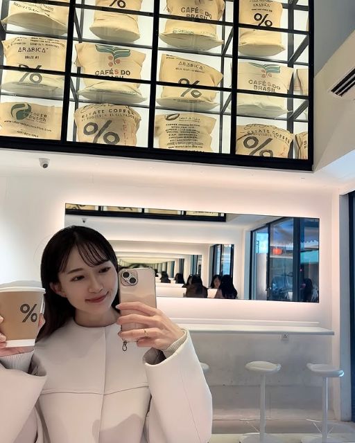 香港マラソン完走の長谷川朋加、怪獸大廈(モンスターマンション)にあるアラビカへ！