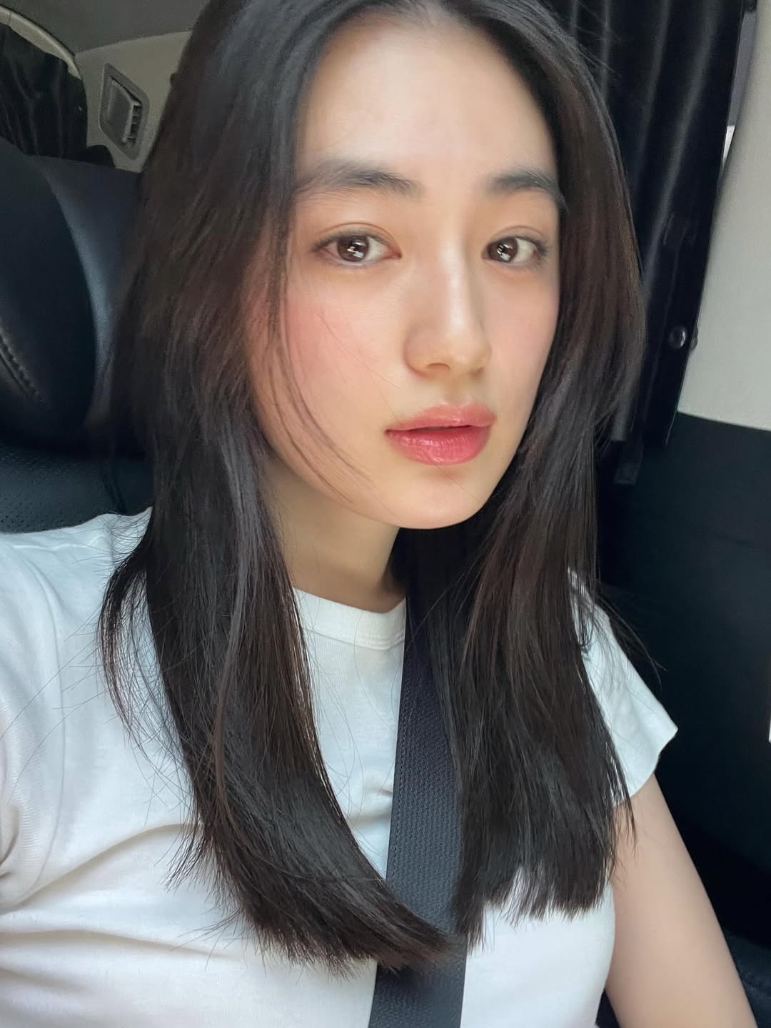 「可愛いから許す笑」あの人気モデルが”すこし前の写真”を公開し、ファンからツッコミ多数！