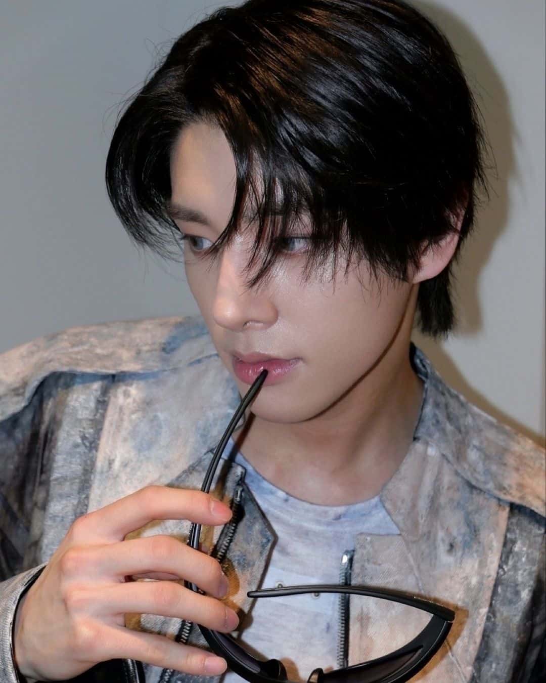 人気韓国アイドルグループのメンバーが色気爆発