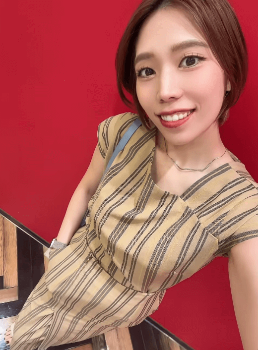 ゴルフ女子・まなみ「セットアップが好き」！プライベートフォト＆ムービーにファン激惚れ