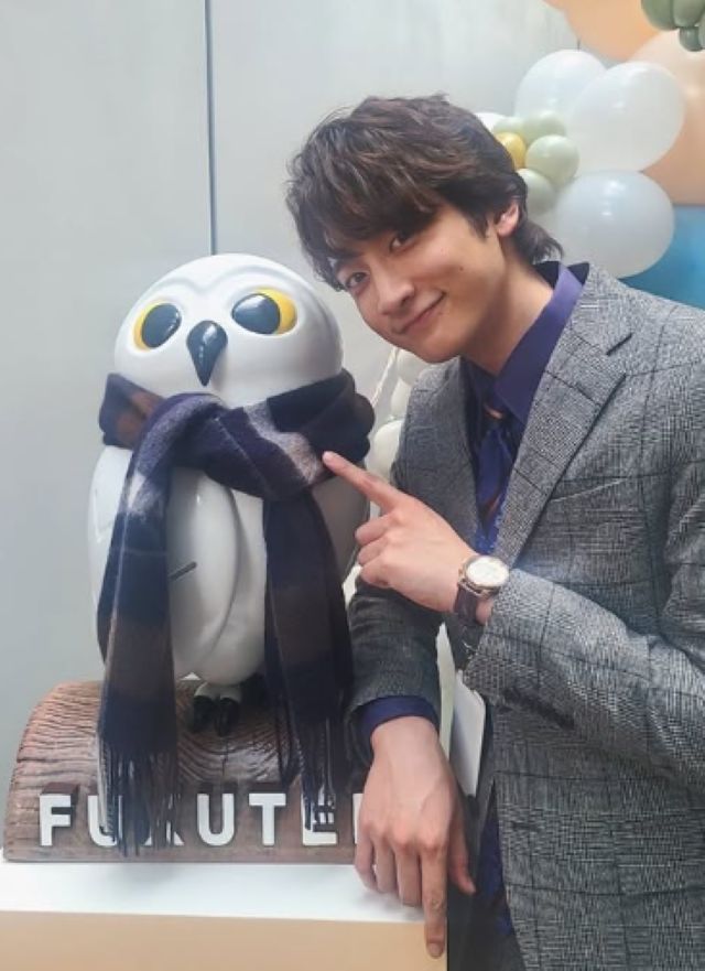 キメ顔がかっこいい！小関裕太が出演する『御曹司に恋はムズすぎる』第8話の放送を告知