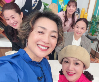 「マナーを学ぶ！」香坂みゆき、『なないろ日和！』スタジオショットを公開