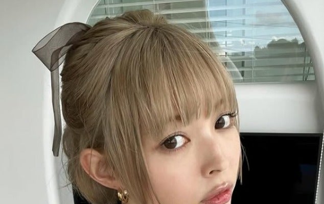 最上もが、バースデーウィークに合わせて写真展が始まる！