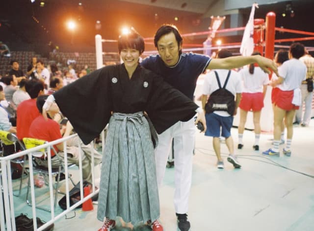 唐田えりかが黒田大輔とのツーショットを公開「あんこ大好きの黒田ママ」