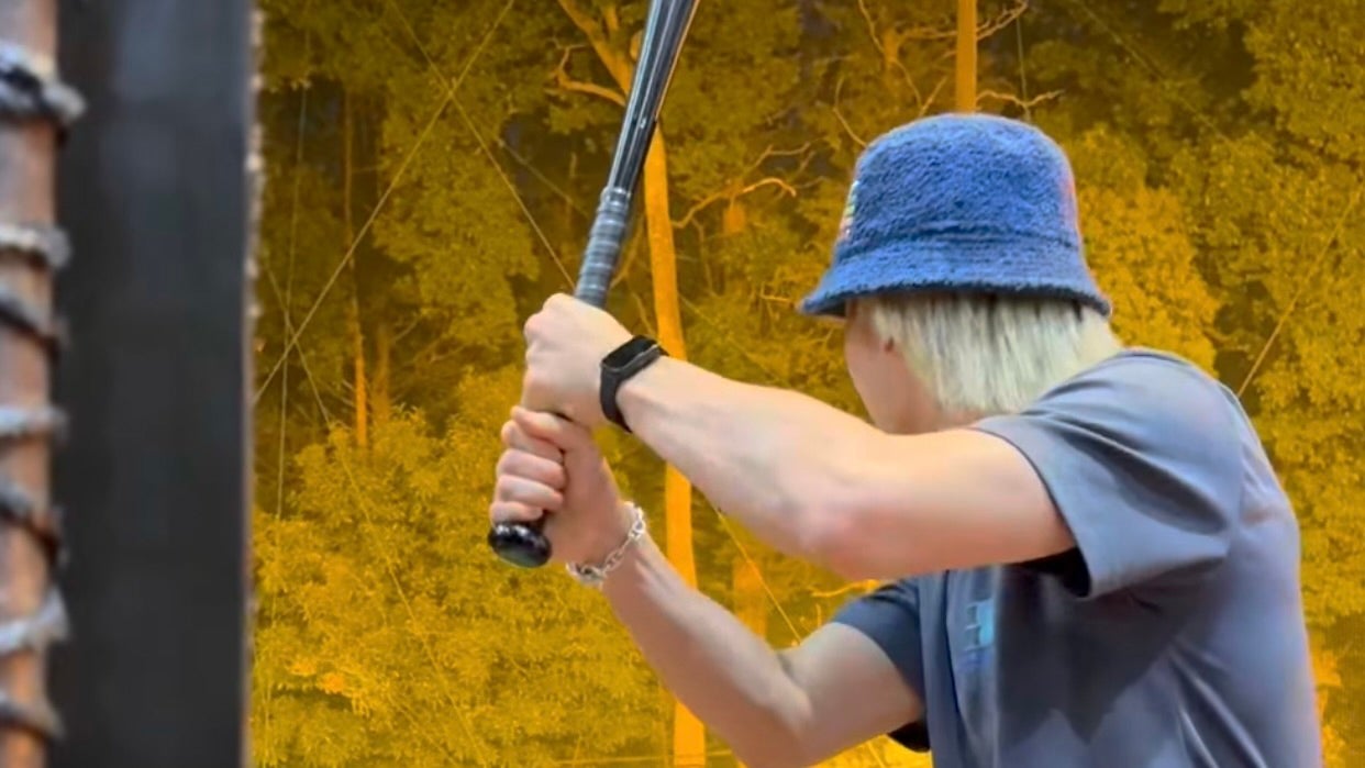 「やっぱ目で追えてるってのがスゲー」那須川天心、バッティングセンターでのキレッキレ動画にファン爆笑！？