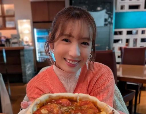 「飯テロだーー！」元美女プロレスラー才木玲佳、美味しそうな◯◯前ににっこりスマイルが可愛すぎる！