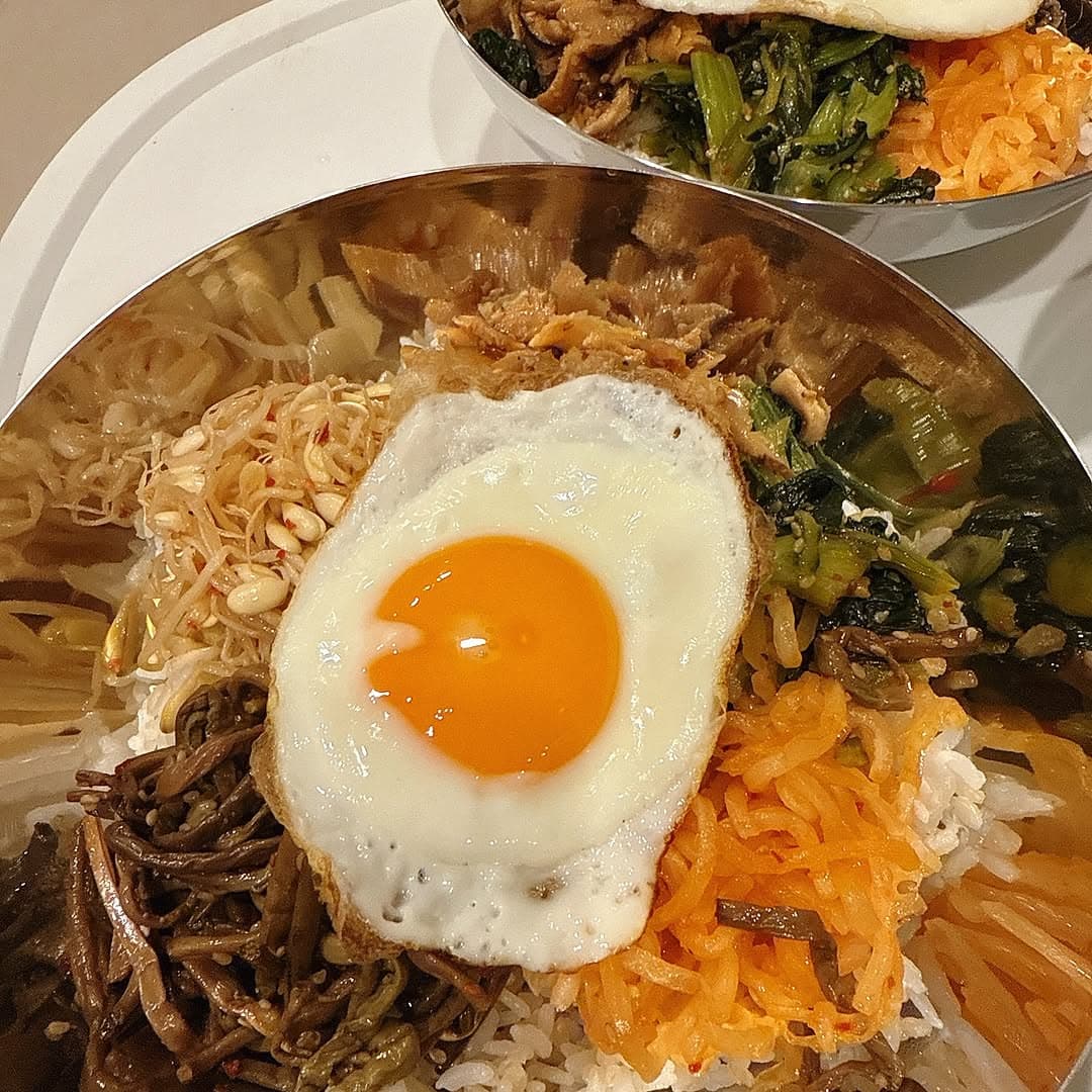 「凄いとしか言えない…」女優〇〇の“豪華すぎるおうちごはん”がプロの域‼惣菜の活かし方が天才的すぎた件