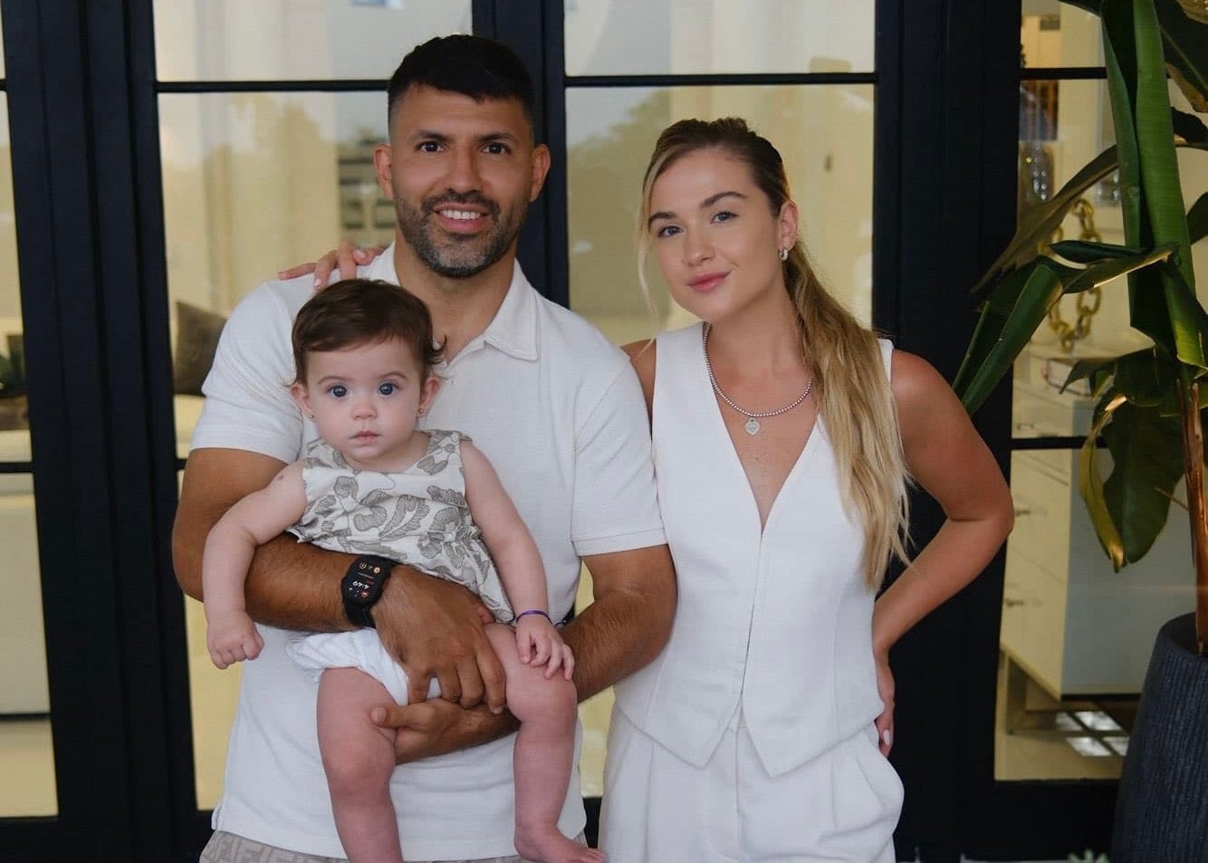 アグエロが誕生日を報告！家族や友人と幸せなひととき