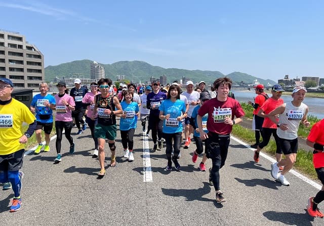 『ぎふ清流ハーフマラソン』が開催！高橋尚子がランナーたちへ感謝の投稿