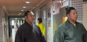 「今、入りました！」炎鵬、大阪場所13日目の“気合いの場所入り”に熱視線