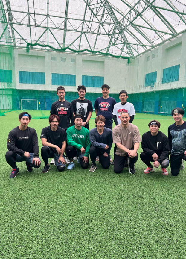 ロッテ・藤原恭大が自主トレ打ち上げ “師匠”吉田正尚らと鍛えた日々