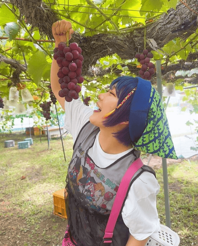 東京女子プロレス　遠藤有栖、初のぶどう狩り体験をシェア！自然の恵みを満喫