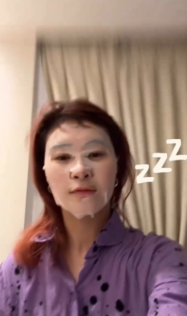 "寝起き＆パック装着"姿からガラリ変身！村上佳菜子、足スワイプビフォー＆アフタームービーにファン大注目！