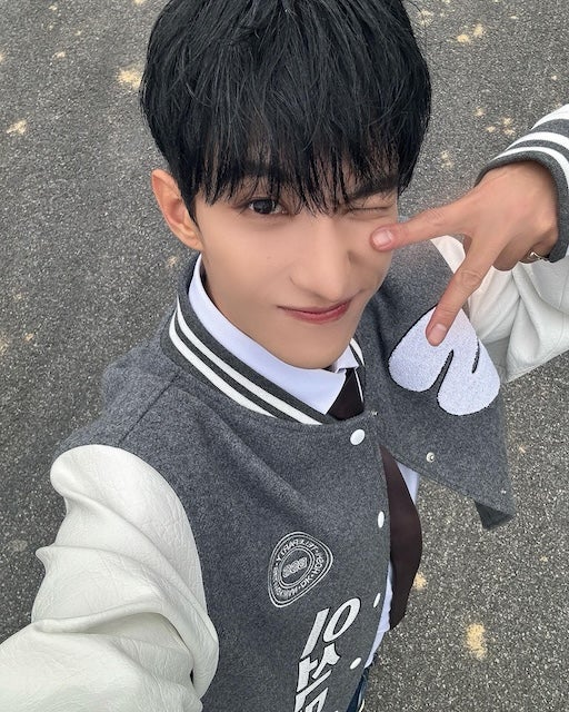 韓国の人気アイドルが新曲のオフショットを披露カッコ良すぎる姿が話題に