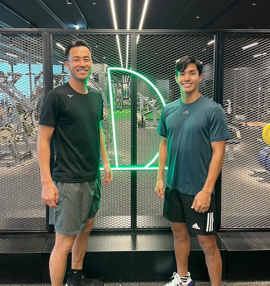 武藤嘉紀 トレーニング再開と吉田麻也と再会を報告🔥「かっこよすぎる‪🫶🏻💞‬愛してる‪🫶🏻」