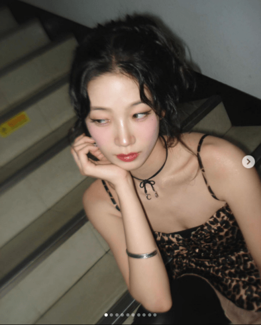 LE SSERAFIM・KAZUHA「ヒョウ柄キャミソール」がセクシーすぎる！