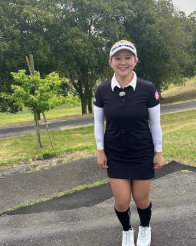 プロゴルファー・千葉華「春夏の新作ワンピを紹介」スイングも快適なDOCUSの一着に注目！