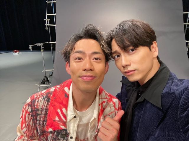 山崎育三郎が高橋大輔と仲良し2S公開✨