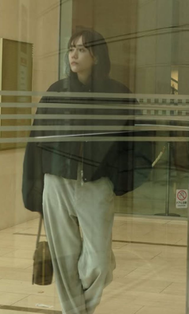 真似したくなる大人なカジュアルを披露！松井愛莉が私服を紹介