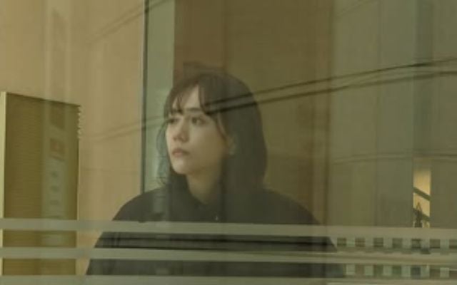 真似したくなる大人なカジュアルを披露！松井愛莉が私服を紹介