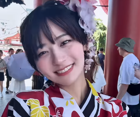 「こりゃ誰もが惚れてまうわ」バスケ美女子、浅草雷門・大提灯前で撮ったフォトムービーを披露！「携帯のホーム画面にしたい」