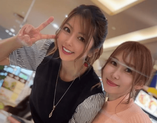 「とても素敵な2shotだよー」ダブルゴルフ美女子、久々に会えた友人とのショットを公開！ファンうっとり「WOW」