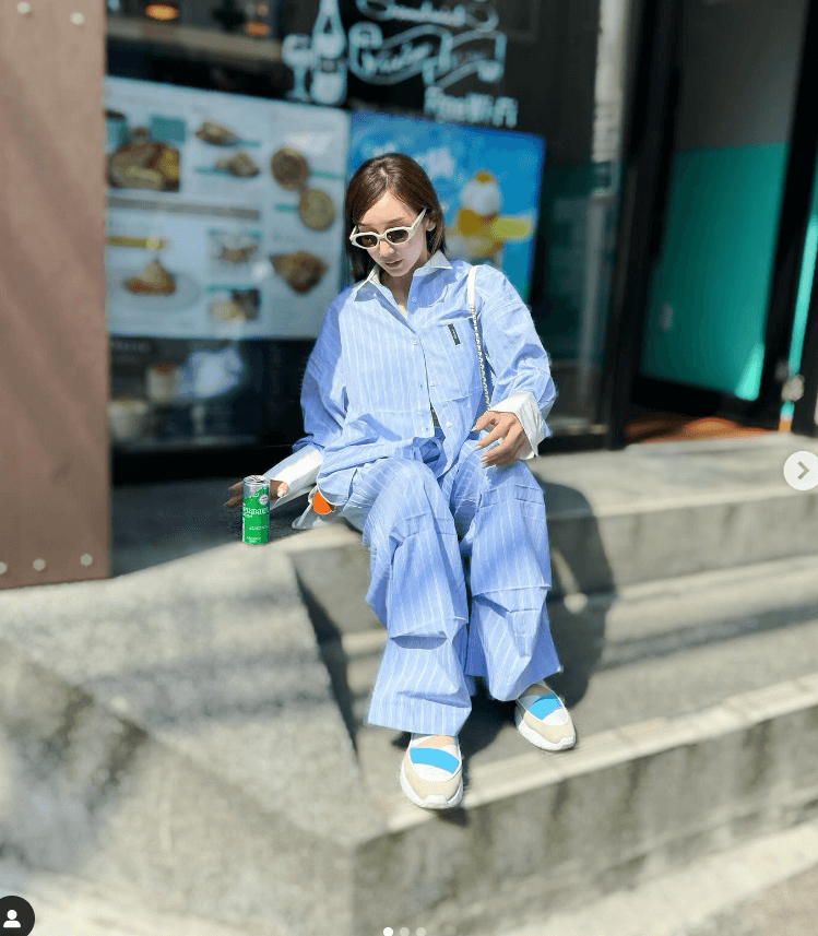 加護亜依、最新ファッションを披露しファンから称賛の声