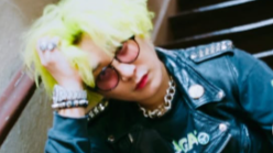 「兄がゲットしちゃうの可愛すぎる」SEKAI NO OWARI・Fukase、妹の結婚式でブーケトスをキャッチ