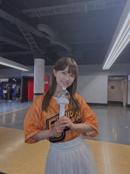 ABEMA西澤由夏、FRUITS ZIPPERライブに参戦　「やっぱりLIVEも最っっっ高！！」