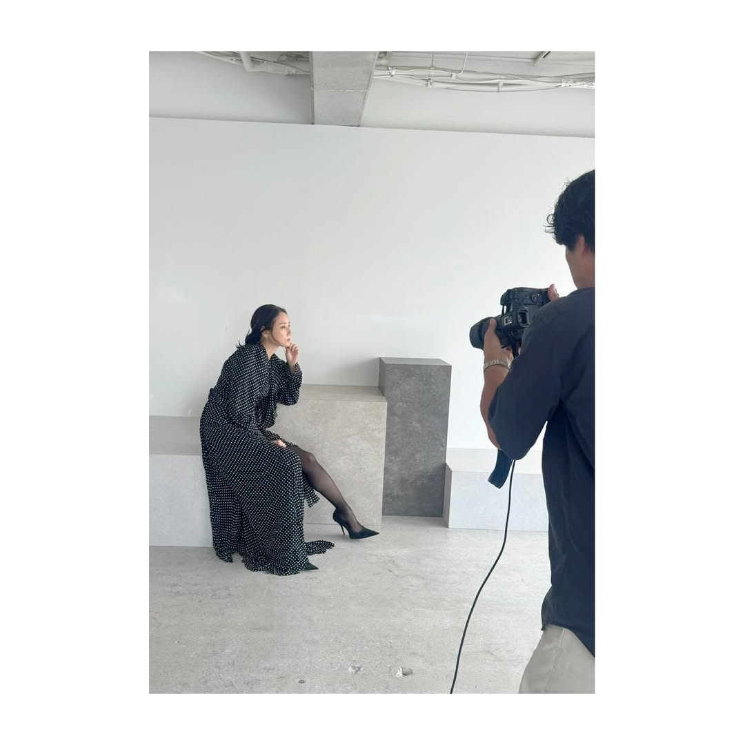 吉田羊「女子の永遠の憧れ」を身にまとった雑誌オフショを公開