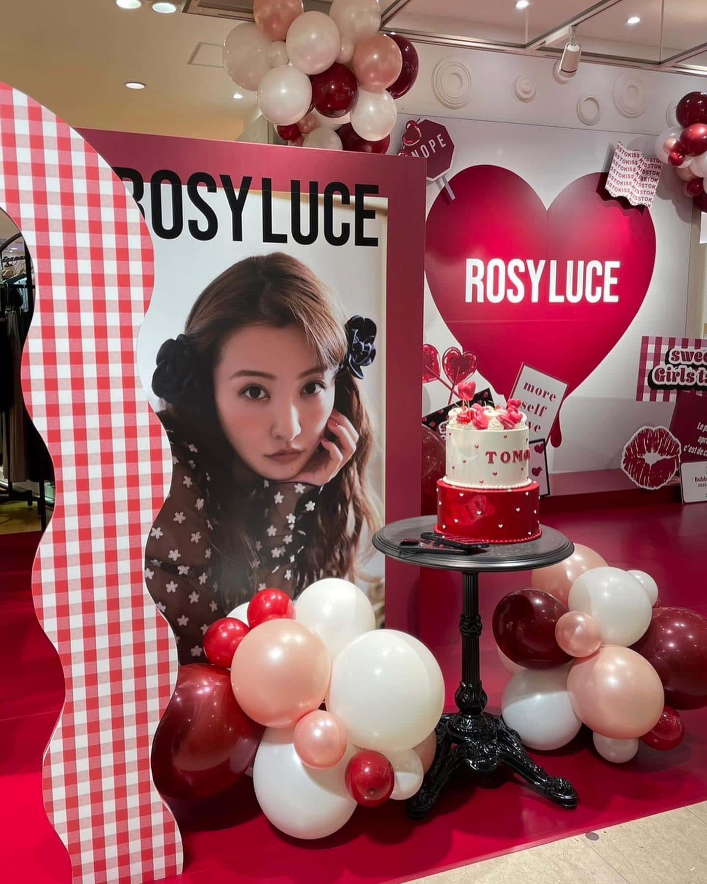 ❤️‍🔥「私自身もパワーアップします✊🏻」板野友美が初の大阪popupに大興奮🔥