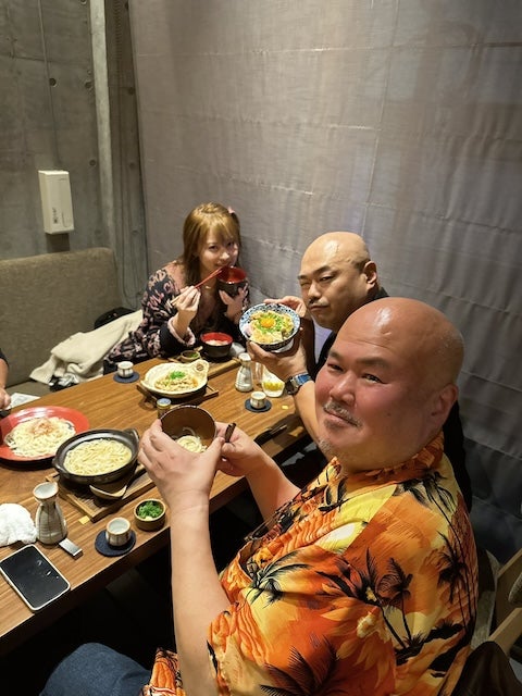 クロちゃんが二人？安田大サーカス・クロちゃんの食事写真が話題に