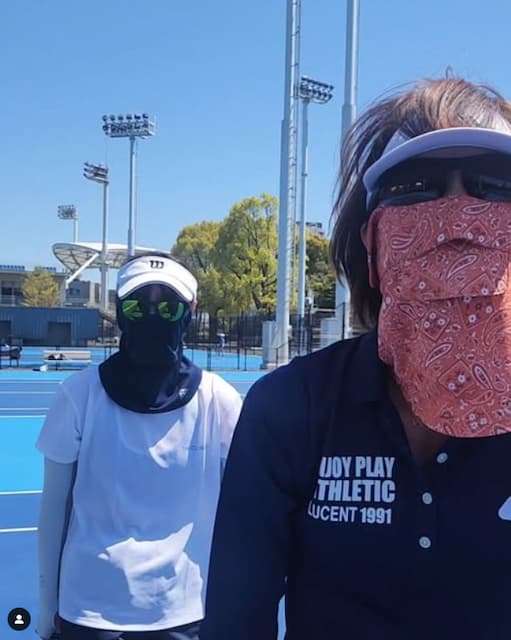 「誰？」中村仁美が完全防備の日焼対策姿を披露！