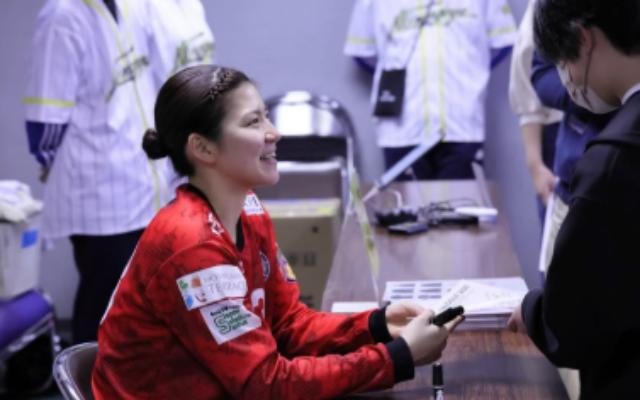 女子ハンドボール・HC名古屋 榊真菜、サイン会に感謝「たくさんのパワーもらいました！」4月の再開催も？