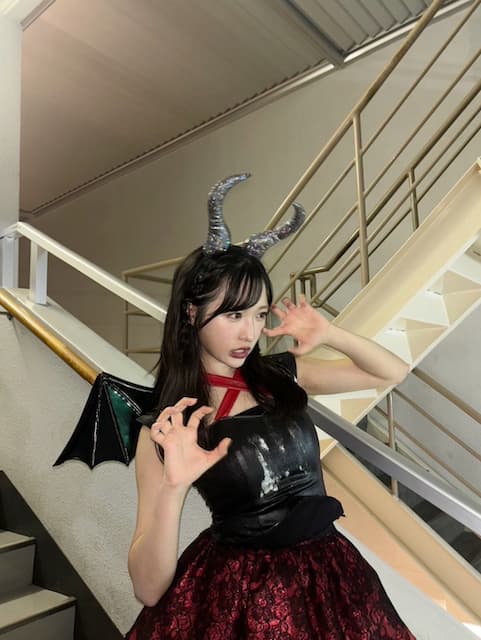 小栗有以、ハロウィンで“めっちゃかわいい”悪魔姿に！？
