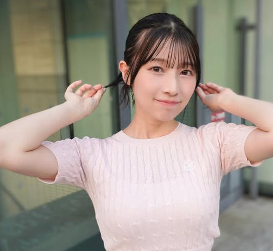 「24歳になりました！」作家・安部若菜、誕生日を笑顔ショットで報告