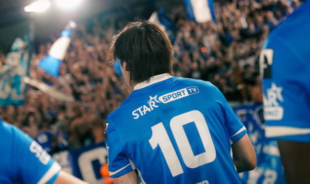 サッカー 伊東純也、ついにゲンク復帰！背番号10の“青きヒーロー”が再び動き出す