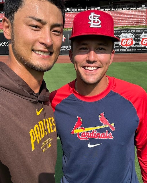 「WBC戦士」ダルビッシュとヌートバーが久しぶりに再会でツーショット！