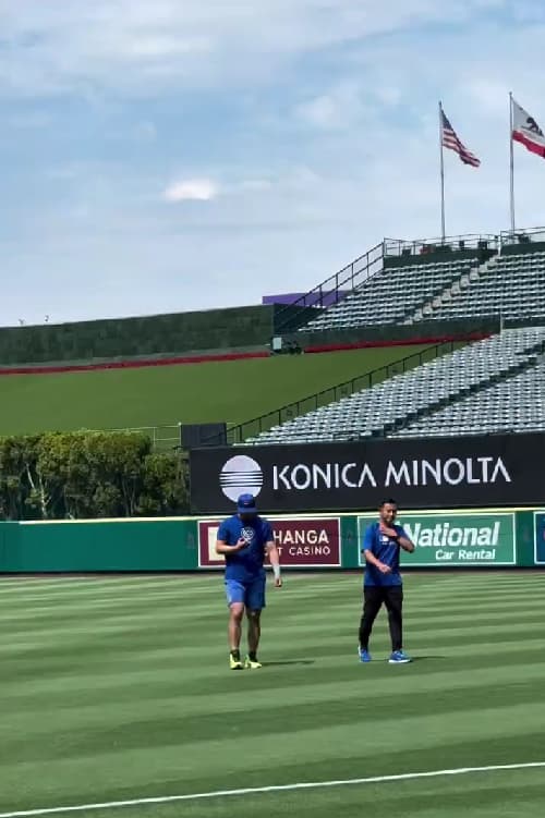 「早出でウォーキング&キャッチボール」MLBジャーナリスト・山田結軌、エンゼルス戦に備える鈴木誠也の様子を公開！