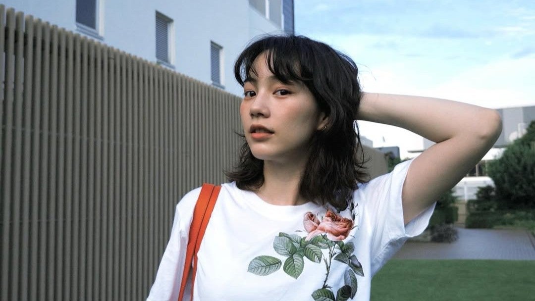 のんが私服Tシャツ姿を披露！「Tシャツの日々がきますね」に夏の訪れを実感