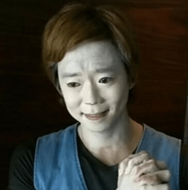 「そうはならんやろ…」楽しんごがアップした半分ホラーな写真が話題！