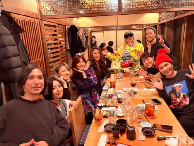 DJ KOO、歌えるJ-POP特番で感謝の忘年会