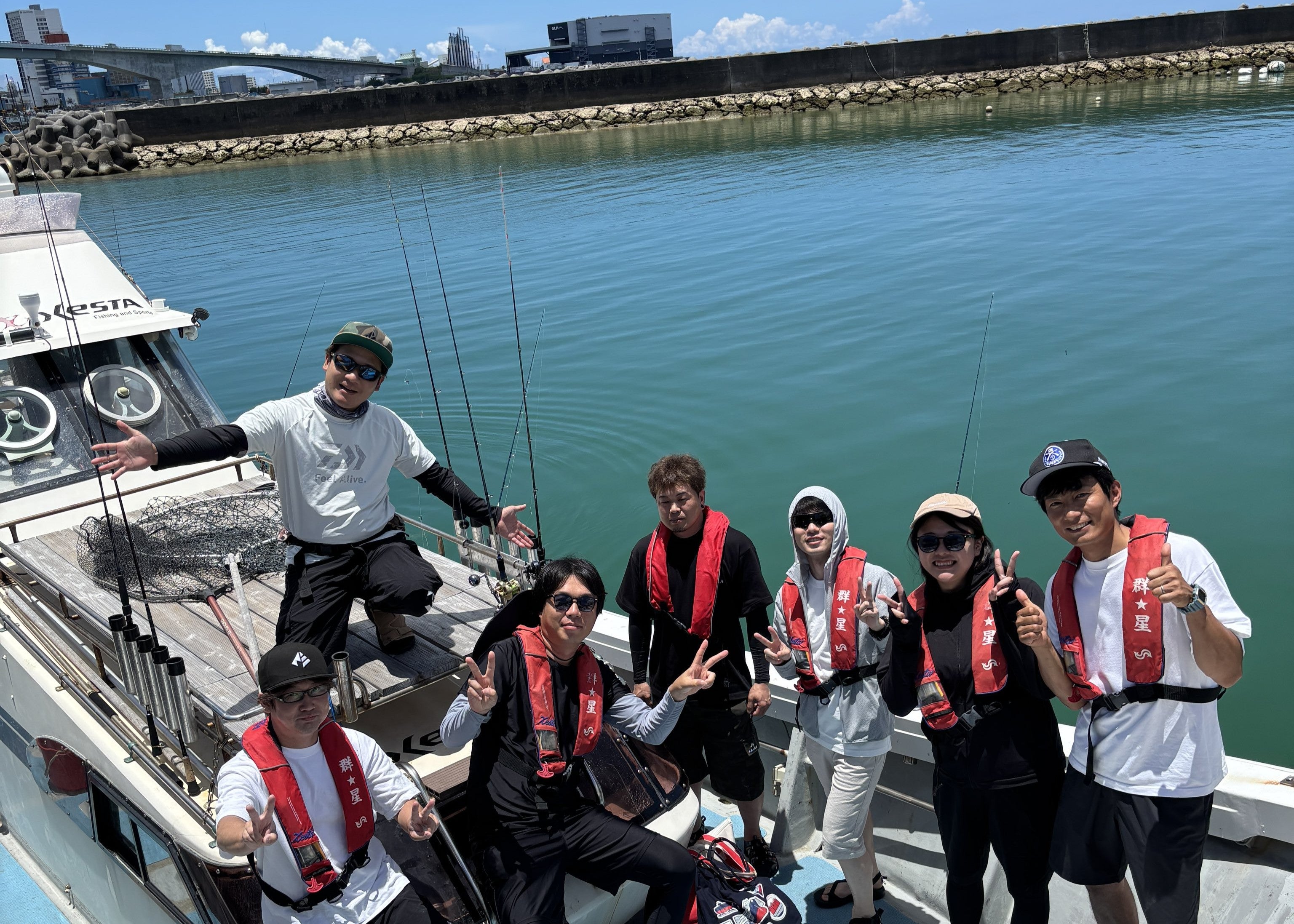 きむ（釣りよか）、沖縄でのファンツアー釣行を報告「海の中の魚が丸見え！？」